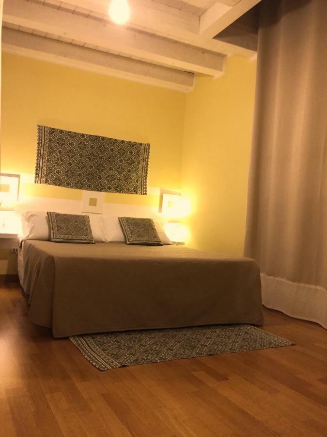 מאנטובה Residenza Serena B&B -Centro Storico מראה חיצוני תמונה